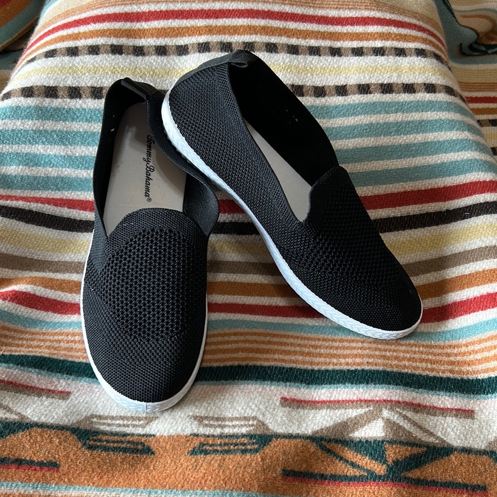 NWOT Tommy Bahama Shoes
